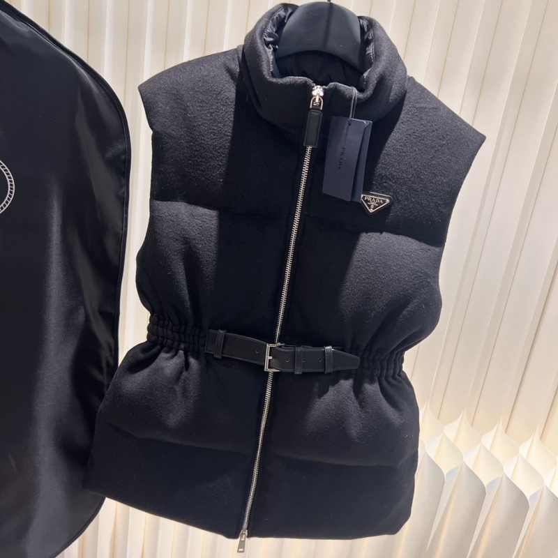 Pra*a gilet